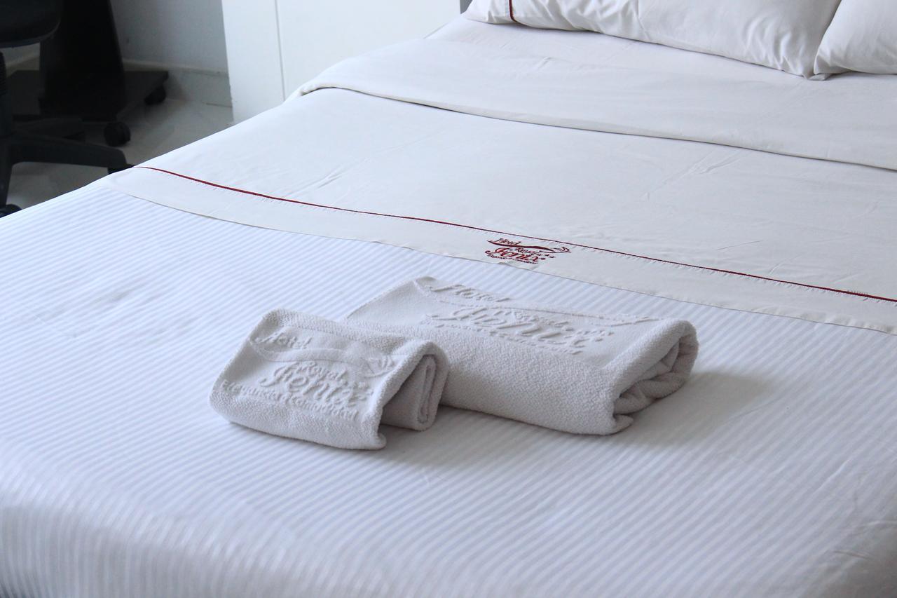 Hotel Royal Fenix Yopal Oda fotoğraf